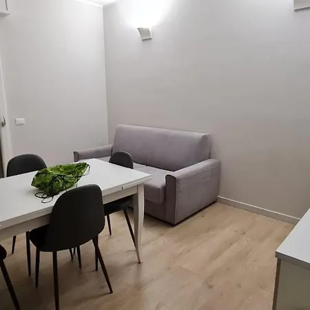 Apartman La Francigena - Casteggio House *