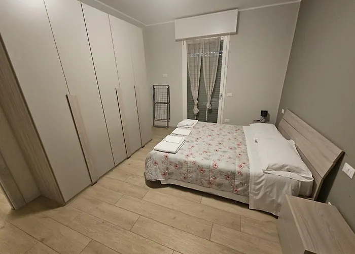 La Francigena - Casteggio House Apartmán *