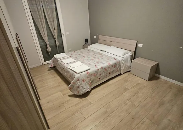 La Francigena - Casteggio House Apartmán *